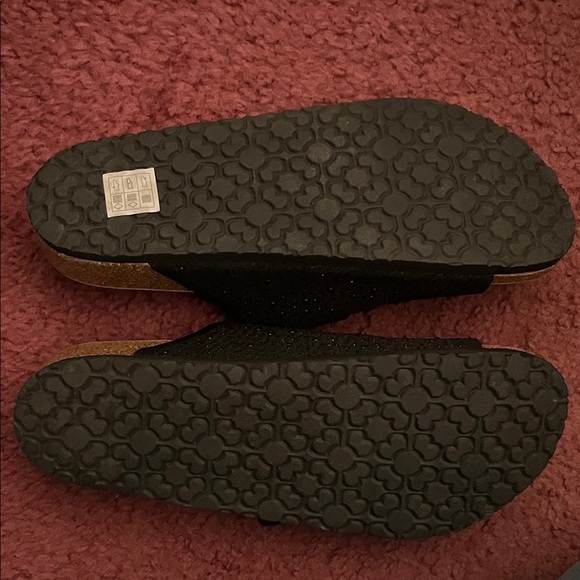 Skechers Black Sandals with Silver Accents - Picture 2 of 4